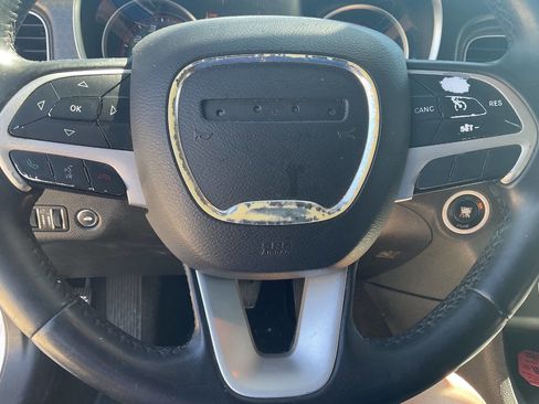 Used 2016 Dodge Charger SXT RWD image 15