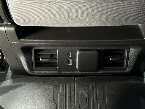 Used 2024 GMC Sierra 1500 Elevation image 16