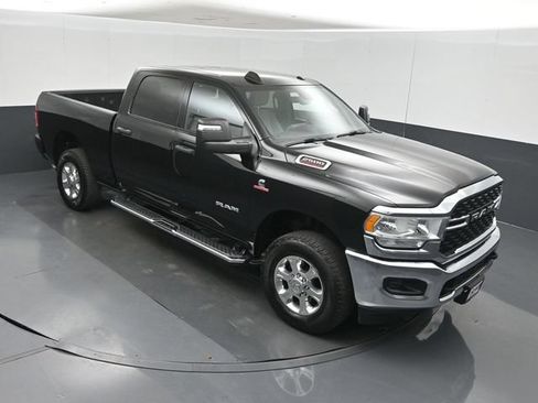 Used 2024 RAM 2500 Big Horn AWD/4WD image 41