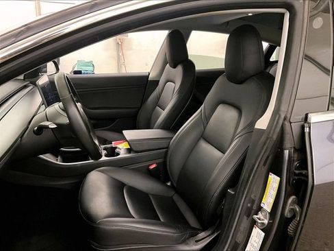 Used 2018 Tesla Model 3 Long Range RWD image 24