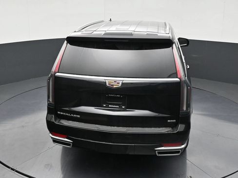 Used 2023 Cadillac Escalade Luxury RWD image 15