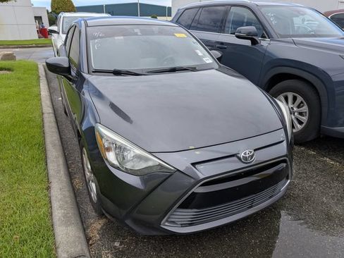 Used 2018 Toyota Yaris iA FWD image 1