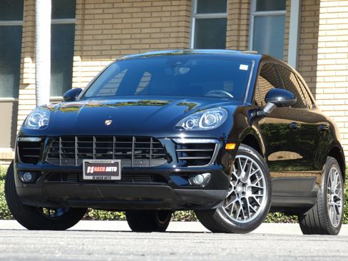 Used 2018 Porsche Macan Sport Edition image 2