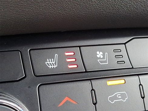 Used 2022 Dodge Durango R/T image 26