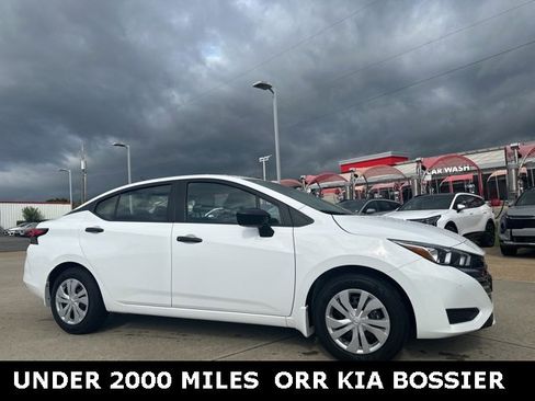 Used 2024 Nissan Versa S w/ Trunk Package image 1