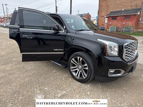 Used 2018 GMC Yukon Denali w/ Denali Ultimate Package image 36
