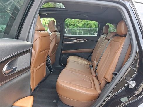 Certified 2023 Lincoln Nautilus Reserve AWD/4WD image 10