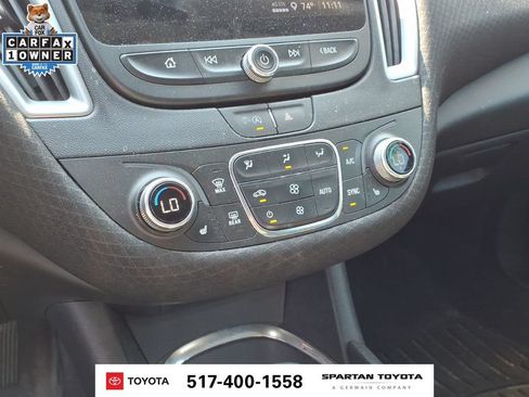 Used 2023 Chevrolet Malibu LT FWD image 21