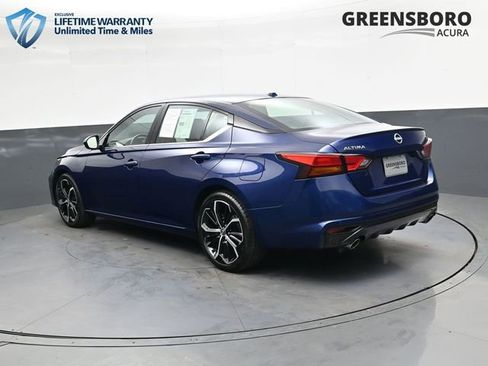 Used 2024 Nissan Altima 2.5 SR FWD image 6