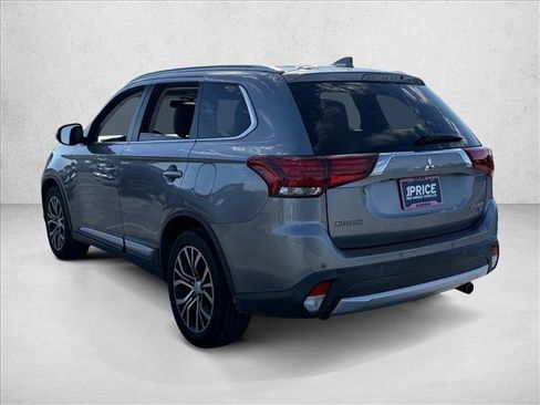 Used 2017 Mitsubishi Outlander SEL image 7