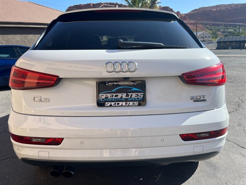 Used 2018 Audi Q3 2.0T Premium Plus w/ Premium Plus Package AWD/4WD image 26