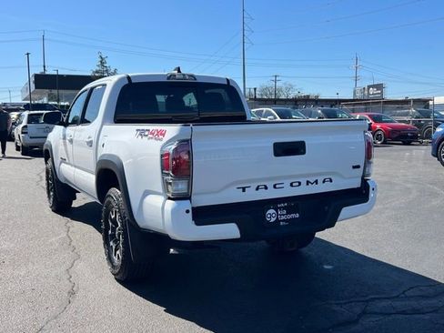 Used 2023 Toyota Tacoma TRD Off-Road w/ Technology Package image 7