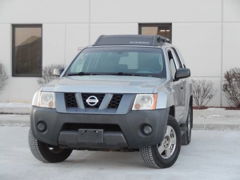 Used 2007 Nissan Xterra S w/ Utility Pkg image 3
