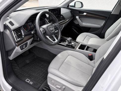 Used 2022 Audi Q5 2.0T Premium AWD/4WD image 2