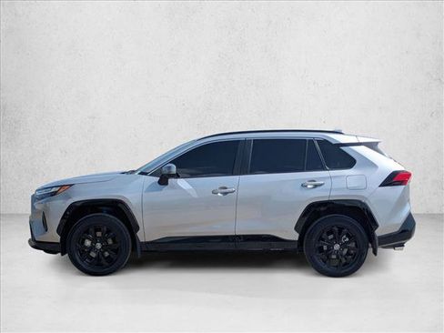 Used 2025 Toyota RAV4 SE w/ Weather Package AWD/4WD image 9