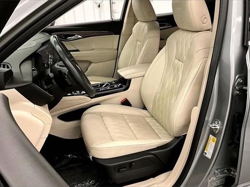 Used 2023 Buick Envision Avenir image 21