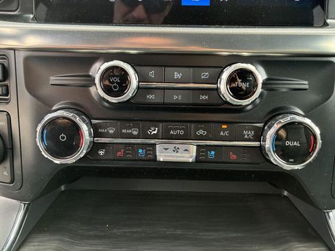Used 2024 Ford F150 Lariat w/ Tow/Haul Package AWD/4WD image 29