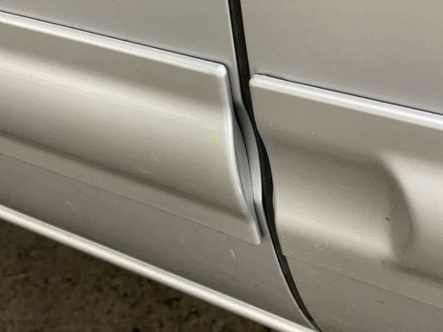 Used 2013 Nissan Frontier SV w/ SV Value Truck Pkg image 34