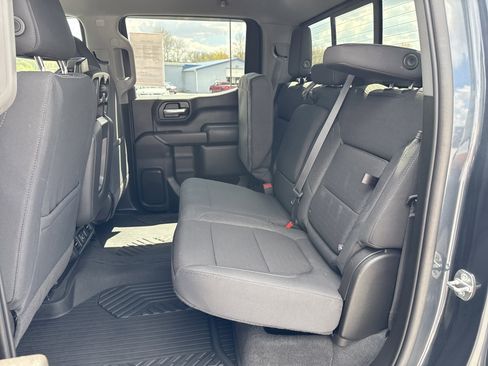 Used 2021 Chevrolet Silverado 1500 LT image 13