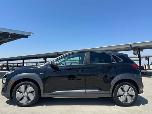 Used 2020 Hyundai Kona SEL FWD image 5