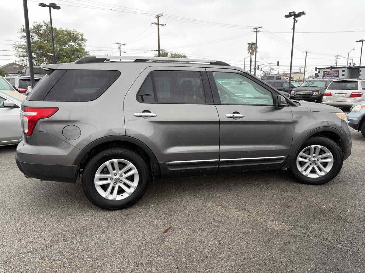 Used 2012 Ford Explorer Limited FWD image 6
