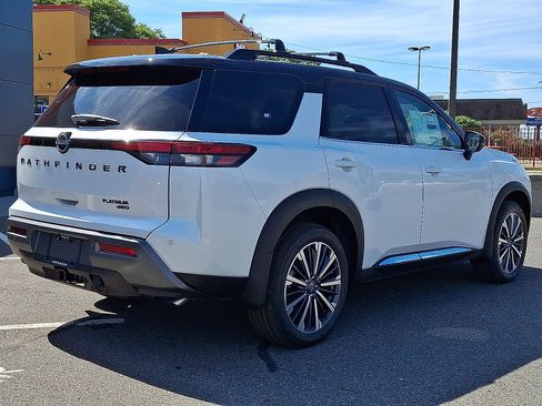 New 2026 Nissan Pathfinder Platinum AWD/4WD image 4