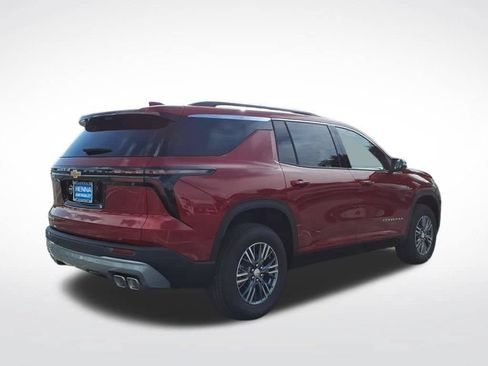 New 2026 Chevrolet Traverse LT w/ Enhanced Driving Package FWD image 3