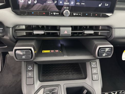 New 2026 Toyota RAV4 XSE AWD/4WD image 3