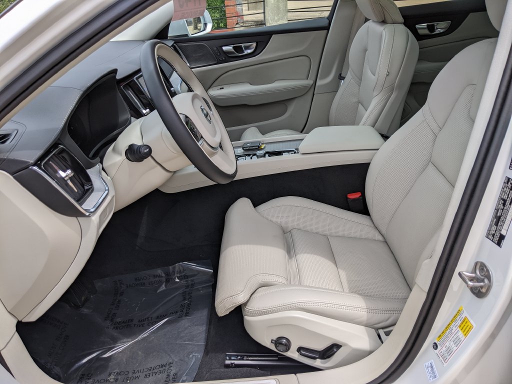 Certified 2026 Volvo V60 B5 Cross Country Ultra w/ Protection Package Premier AWD/4WD image 15