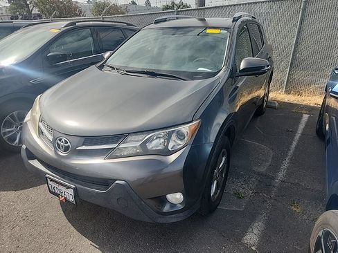 Used 2015 Toyota RAV4 XLE FWD image 3