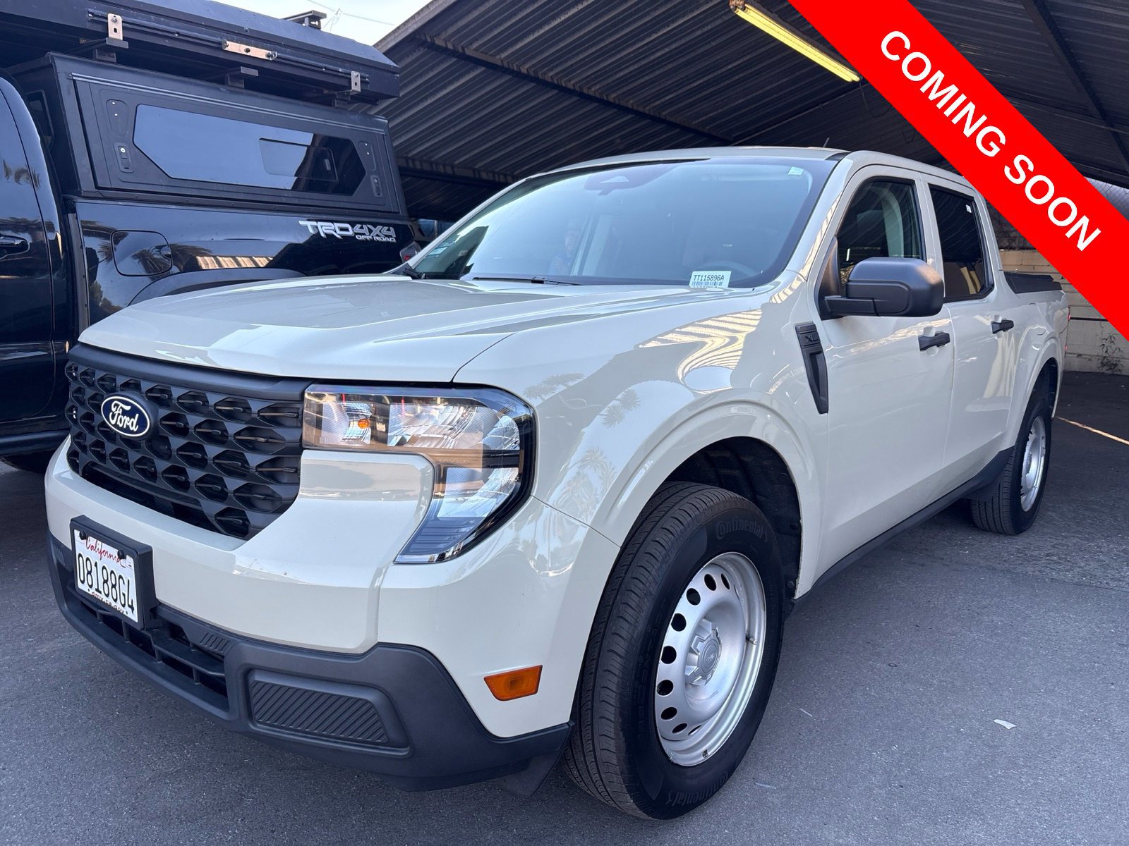 Used 2025 Ford Maverick XL FWD image 1