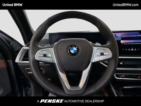Certified 2026 BMW X7 xDrive40i image 6