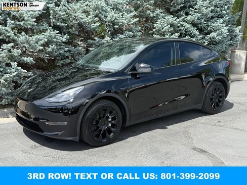 Used 2023 Tesla Model Y Long Range AWD/4WD image 1