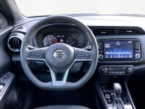 Used 2021 Nissan Kicks SR w/ SR Premium Package image 8