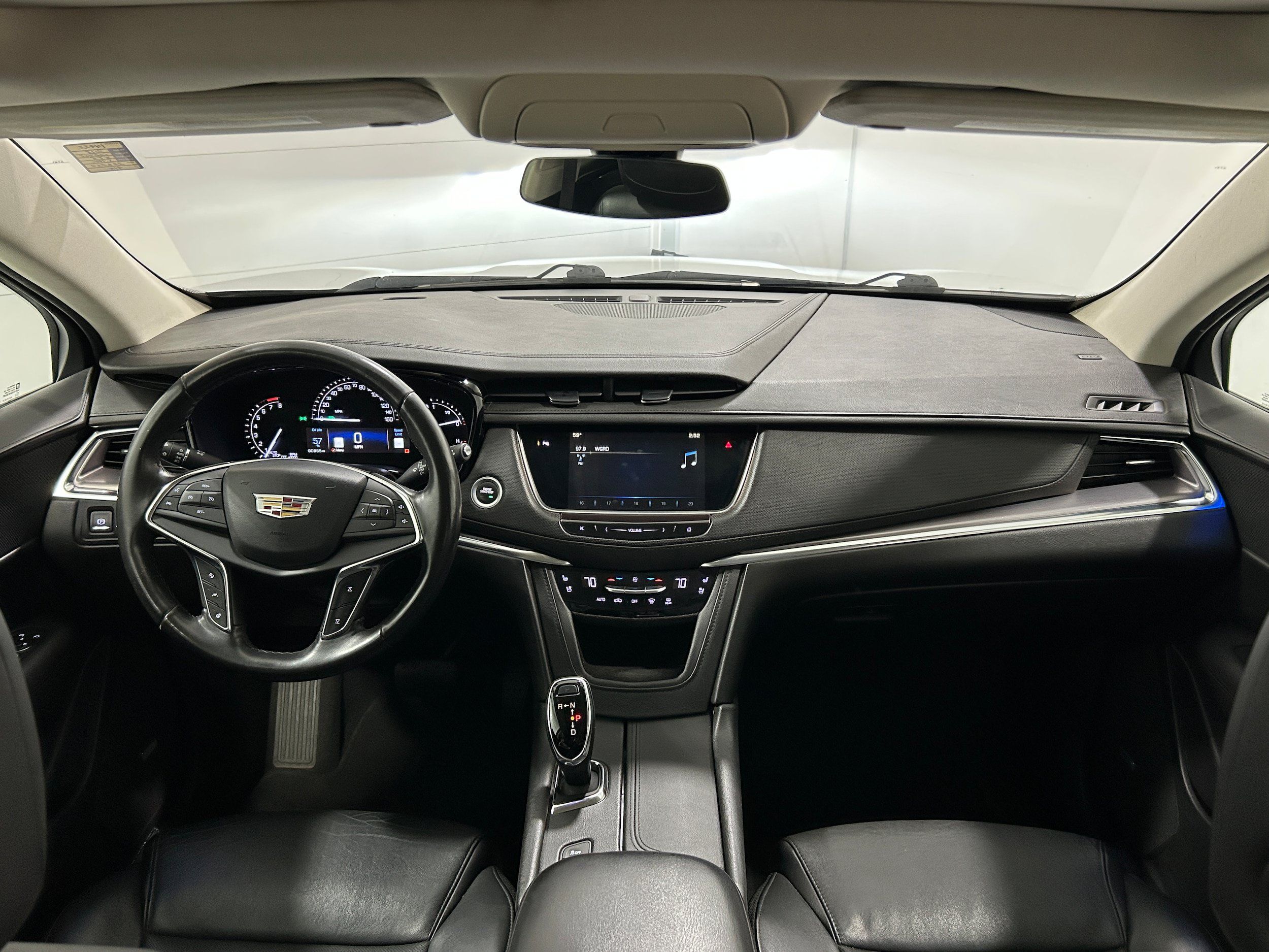 Used 2018 Cadillac XT5 Premium Luxury AWD/4WD image 15