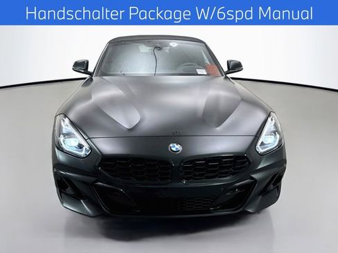 New 2026 BMW Z4 M40i RWD image 2