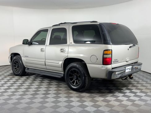 Used 2004 GMC Yukon SLT w/ 1SC Preferred Equipment Group image 3