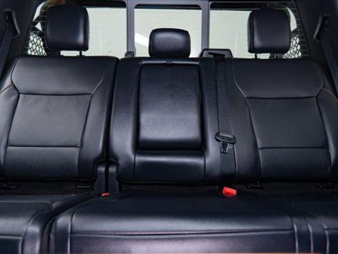 Used 2025 Ford F150 Lariat w/ Equipment Group 501A Mid image 33