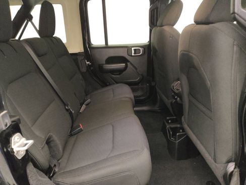 Used 2020 Jeep Wrangler Unlimited Sport S image 19