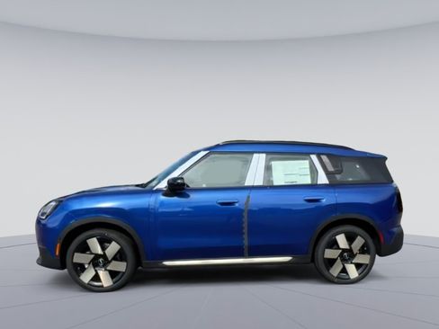 Certified 2025 MINI Cooper Countryman S AWD/4WD image 6
