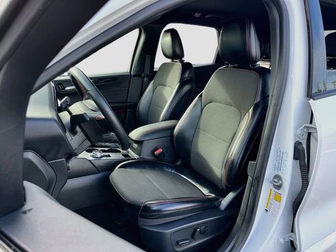 Used 2024 Ford Escape ST-Line w/ Tech Pack #1 FWD image 20