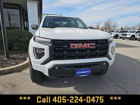 New 2026 GMC Canyon Elevation w/ Convenience Package image 4