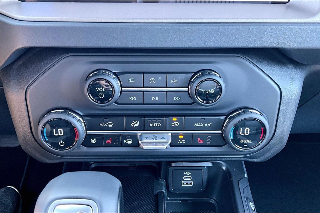 New 2026 Ford Bronco Outer Banks AWD/4WD image 22