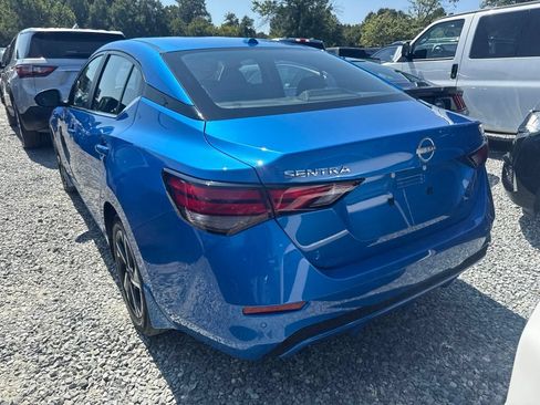 Used 2024 Nissan Sentra SV w/ Lighting Package FWD image 4