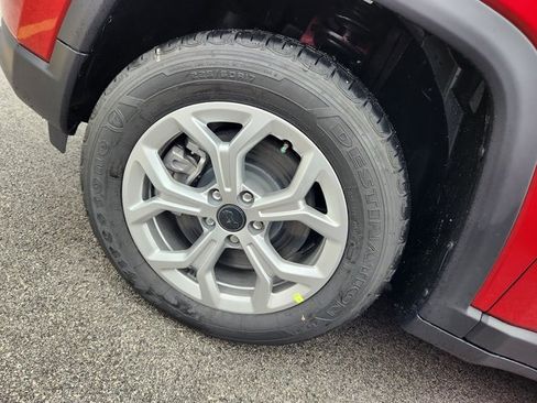 Used 2025 Jeep Compass Latitude image 21