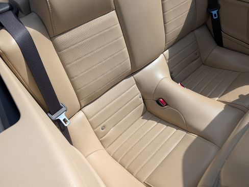 Used 2006 Ford Mustang GT Premium image 22