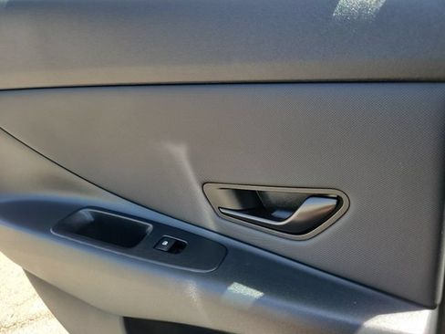 New 2026 Hyundai Elantra SEL Sport FWD image 23