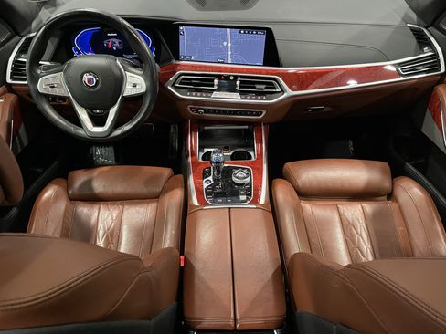 Used 2021 BMW ALPINA XB7 image 16