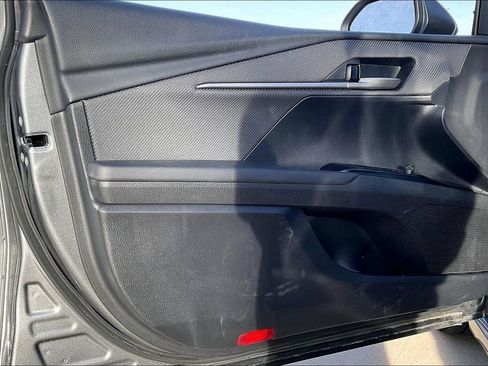 Used 2025 Toyota Camry SE image 23