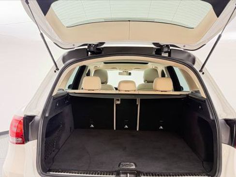 Used 2021 Mercedes-Benz GLC 300 image 19